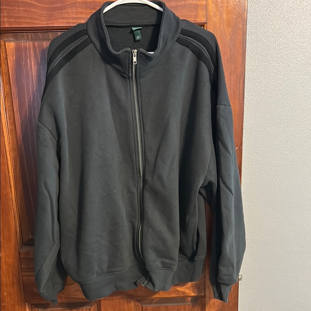 Black/Gray Zip-Up Jacket
